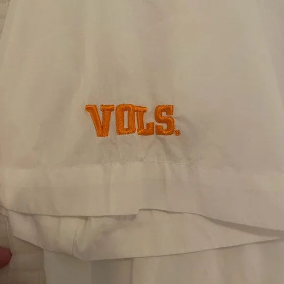 Tennessee Columbia Men’s PFG Short Sleeve Button Up - Picture 6 of 8